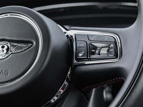 Used 2021 Bentley Bentayga Speed image 19