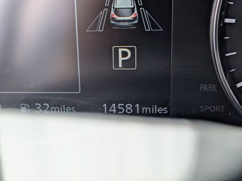 Used 2023 Nissan Kicks SR FWD image 13