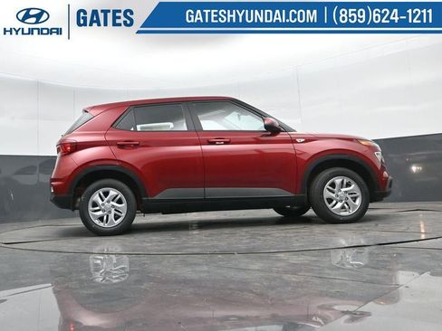 New 2026 Hyundai Venue SE image 39