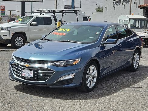 Used 2024 Chevrolet Malibu LT image 2
