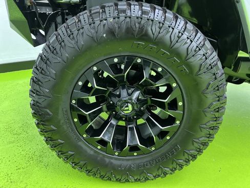 Used 2015 Jeep Wrangler Unlimited Sahara AWD/4WD image 14