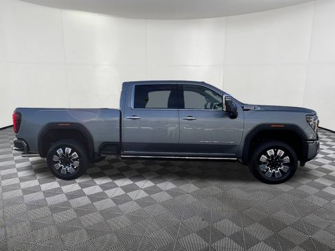 New 2026 GMC Sierra 2500 Denali w/ Denali Reserve Package image 7