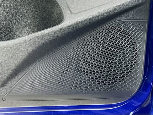 Used 2024 Volkswagen Golf R image 19