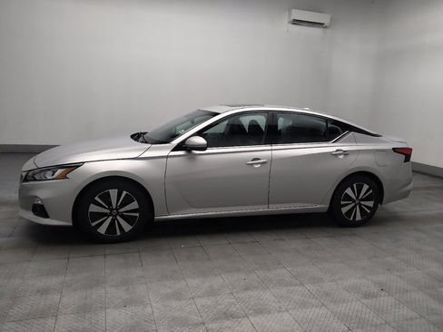 Used 2019 Nissan Altima 2.5 SL FWD image 2