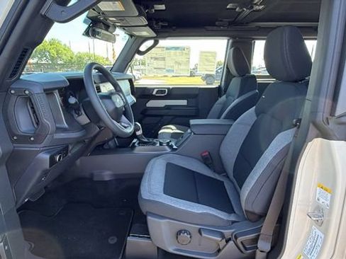New 2026 Ford Bronco 2-Door AWD/4WD image 28