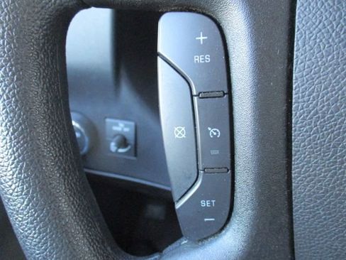 Used 2024 Chevrolet Express 2500 w/ Driver Convenience Package RWD image 15