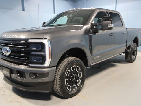 New 2026 Ford F250 Platinum AWD/4WD image 26