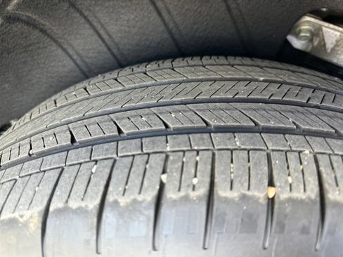 Used 2025 Hyundai Santa Fe SE AWD/4WD image 8