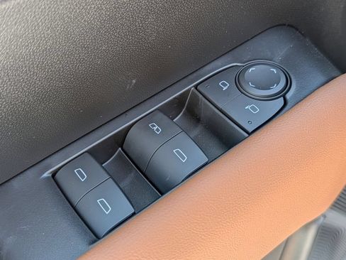 New 2026 GMC Canyon AT4 w/ Technology Plus Package AWD/4WD image 44