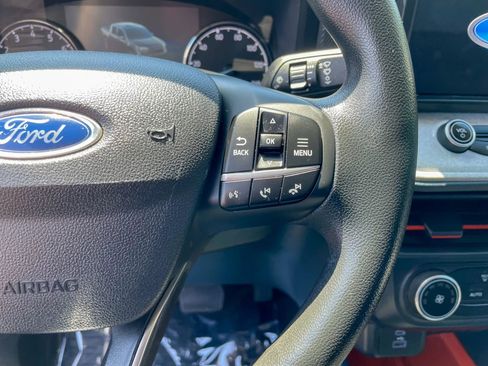 Used 2022 Ford Maverick AWD SuperCrew image 15