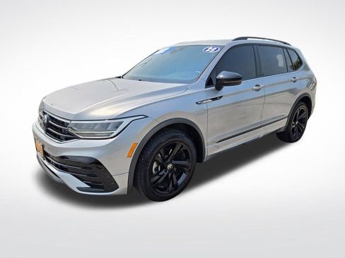 Used 2023 Volkswagen Tiguan SE R-Line AWD/4WD image 8