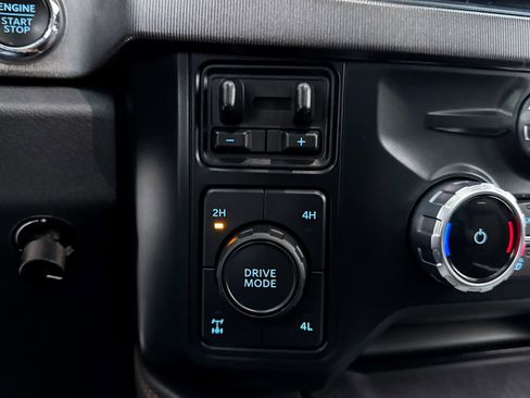 Used 2023 Ford F350 Platinum image 8