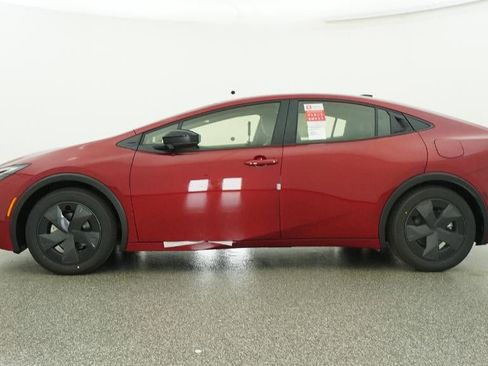 New 2026 Toyota Prius LE image 19