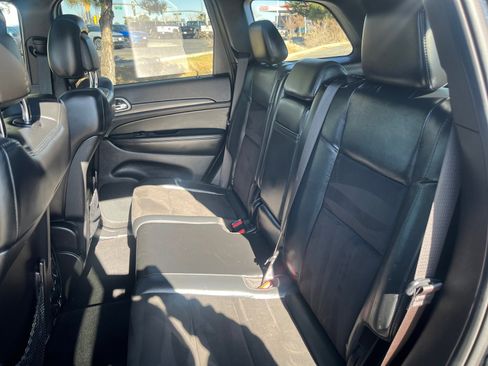 Used 2019 Jeep Grand Cherokee Altitude image 17