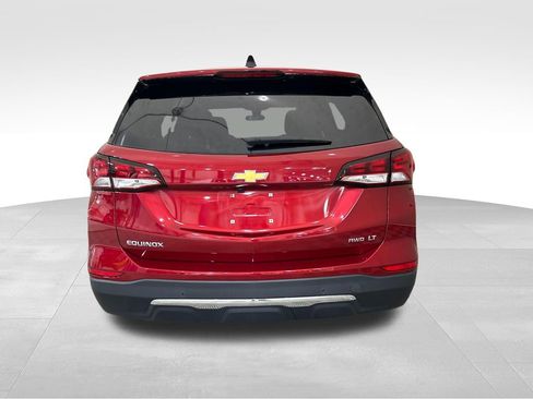 Used 2023 Chevrolet Equinox LT AWD/4WD image 4