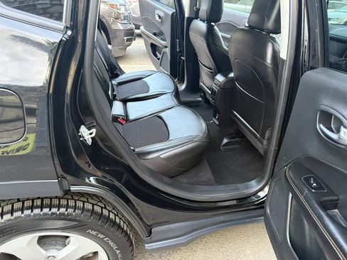 Used 2020 Jeep Compass Latitude AWD/4WD image 16