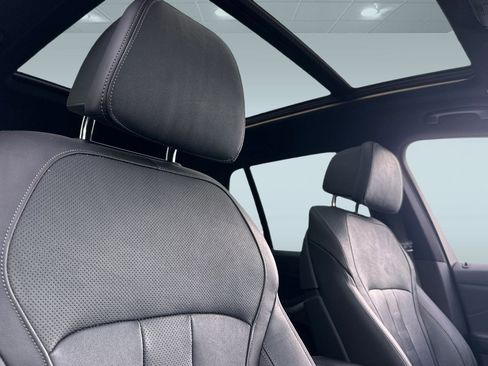 Used 2019 BMW X5 xDrive40i w/ M Sport Package image 26