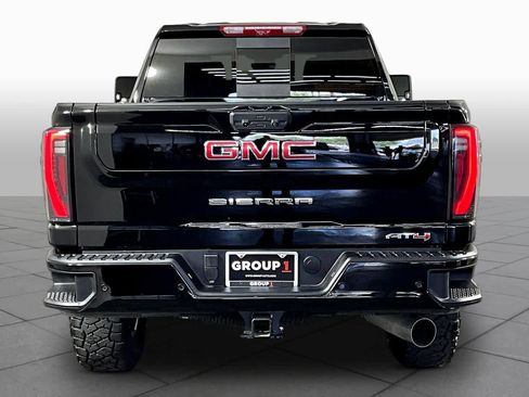 Used 2026 GMC Sierra 2500 AT4 w/ AT4 Premium Plus Package image 10