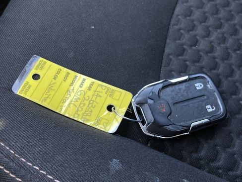 Used 2020 GMC Terrain SLE FWD image 34