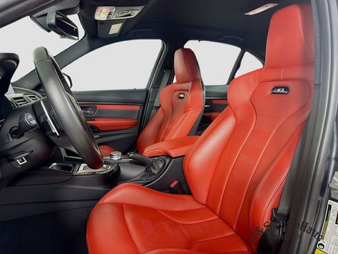 Used 2018 BMW M3 image 11