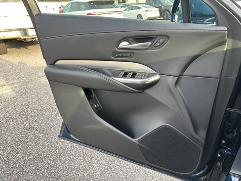 Used 2020 Cadillac XT4 Premium Luxury image 23