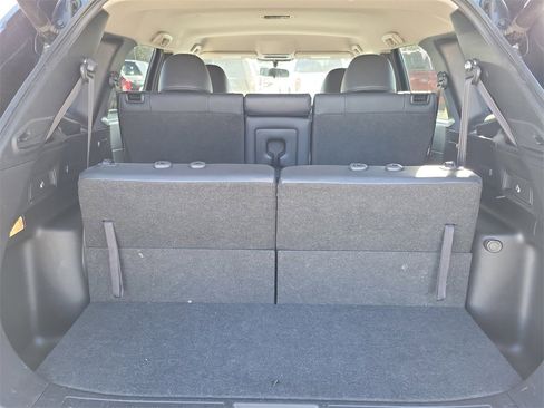 Used 2024 Mitsubishi Outlander SE image 10