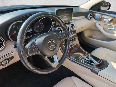 Used 2015 Mercedes-Benz C 300 4MATIC Sedan image 10