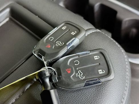 Used 2020 Chevrolet Silverado 1500 LT Trail Boss image 22