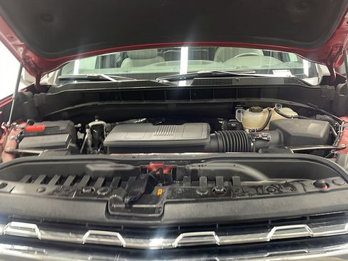 Used 2022 Chevrolet Silverado 1500 LTZ w/ LTZ Premium Package AWD/4WD image 26