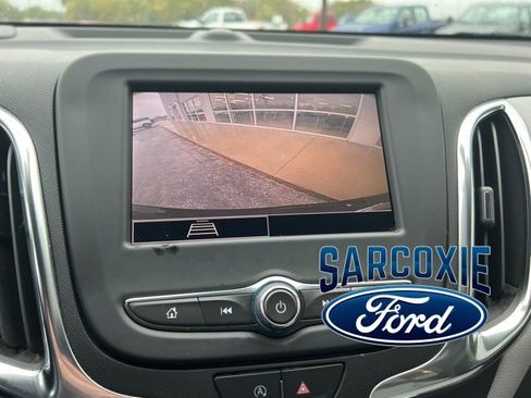 Used 2022 Chevrolet Equinox LT image 19