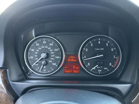 Used 2008 BMW 335i Coupe image 12