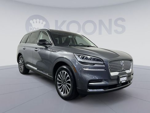 Used 2023 Lincoln Aviator Reserve w/ Equipment Group 201A AWD/4WD image 10