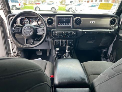 Used 2018 Jeep Wrangler Unlimited Sport S image 20