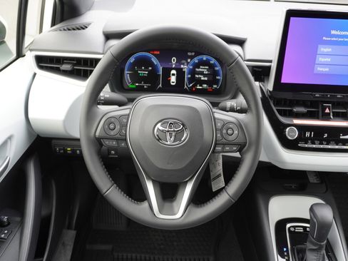 New 2026 Toyota Corolla SE image 15