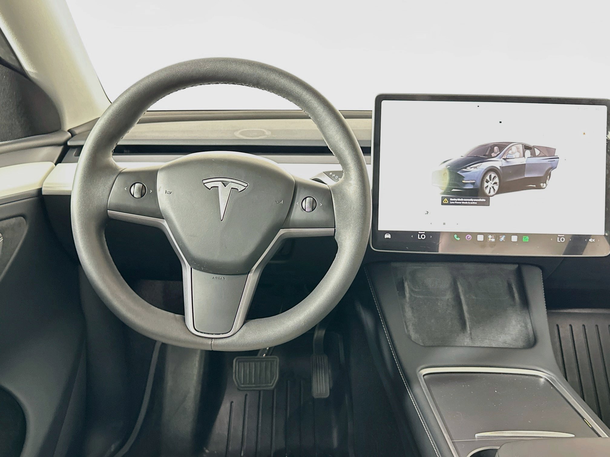 Used 2024 Tesla Model Y Long Range AWD/4WD image 16
