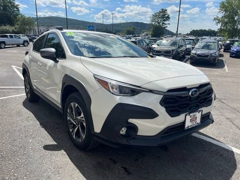 Used 2026 Subaru Crosstrek 2.5i Premium AWD/4WD image 6