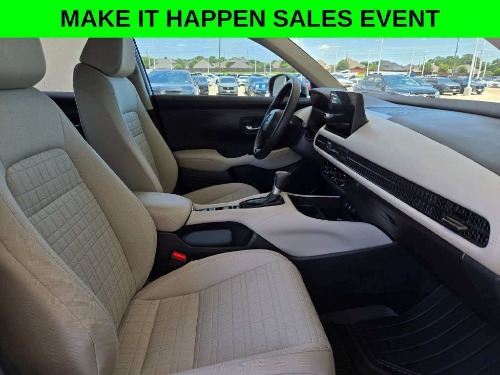 Used 2027 Honda HR-V LX image 25