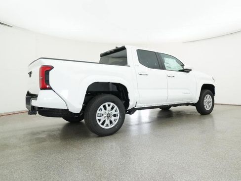 New 2026 Toyota Tacoma SR5 RWD image 28