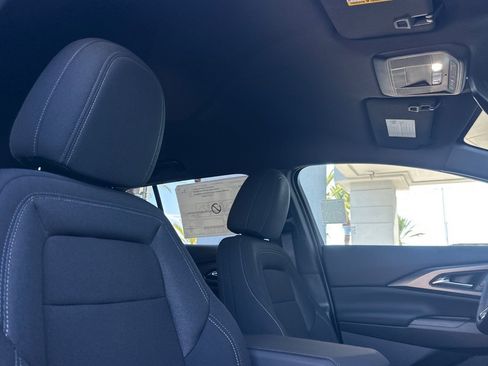 New 2026 Chevrolet Equinox EV LT image 16