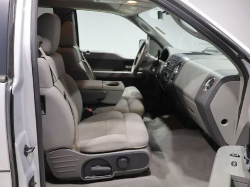 Used 2005 Ford F150 XLT AWD/4WD image 22
