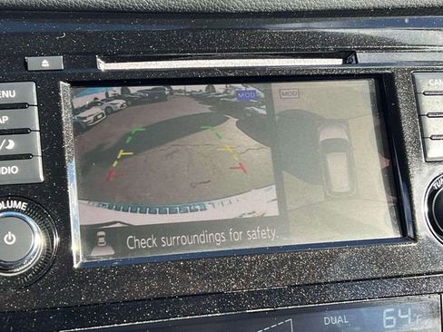 Used 2020 Nissan Rogue SL w/ Premium Package image 36