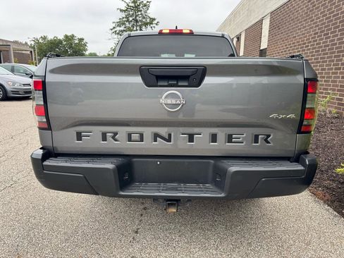 Used 2022 Nissan Frontier S AWD/4WD image 9