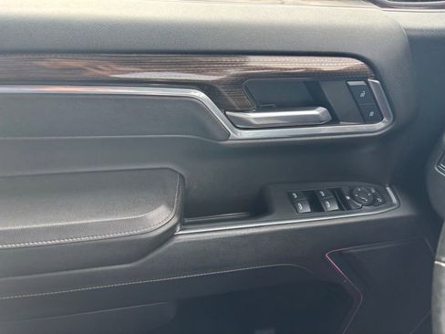 Used 2024 Chevrolet Silverado 1500 LT AWD/4WD image 25