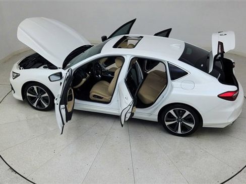 Used 2025 Acura TLX w/ Technology Package image 84