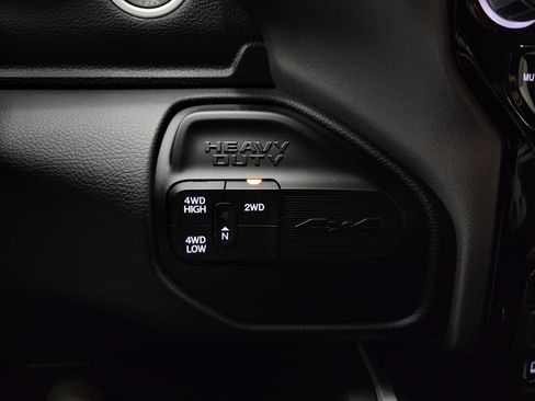 Used 2024 RAM 2500 Big Horn w/ Night Edition image 42