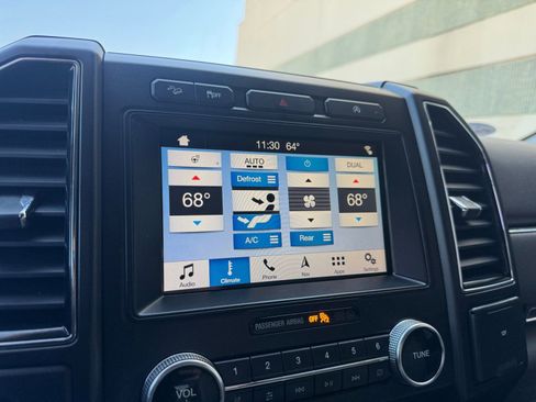 Certified 2018 Ford Expedition Limited image 20