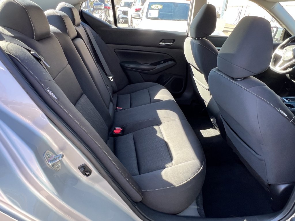 Used 2021 Nissan Altima 2.5 SV w/ SV Premium Package FWD image 17