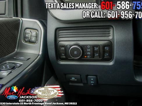 Used 2026 Ford F250 Platinum w/ FX4 Off-Road Package AWD/4WD image 21