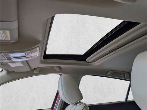 Used 2018 MAZDA MAZDA3 Grand Touring image 16