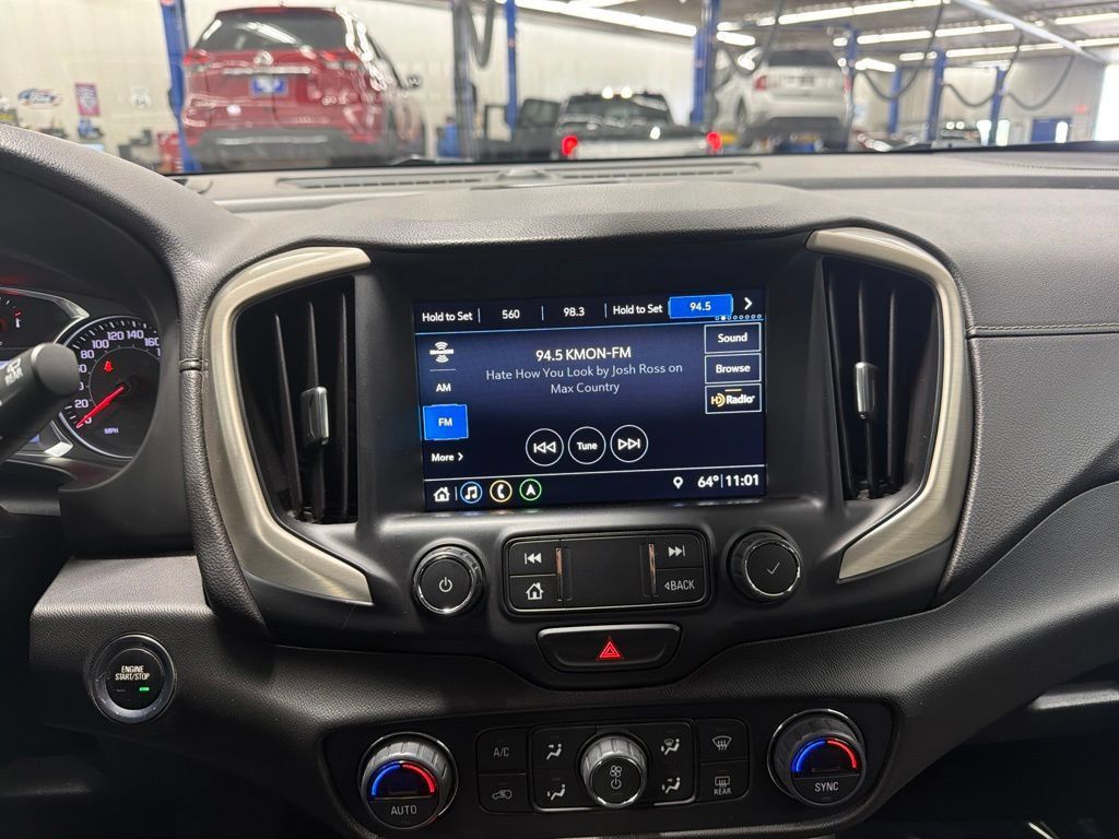 Used 2019 GMC Terrain Denali w/ GMC Pro Grade Package AWD/4WD image 16